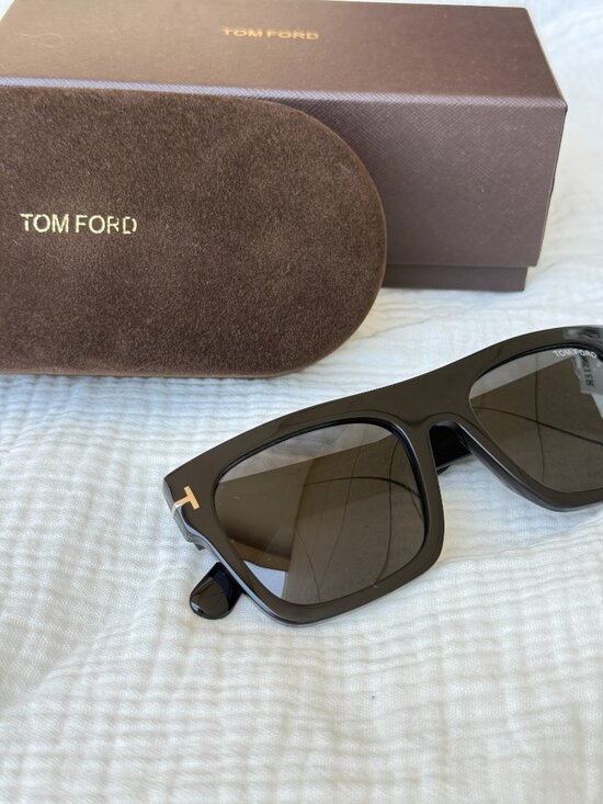 Tom Ford Fausto TF711 01A Black Square Sunglasses Made in Italy